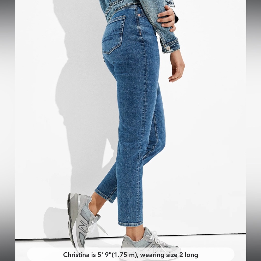 AE mom jean